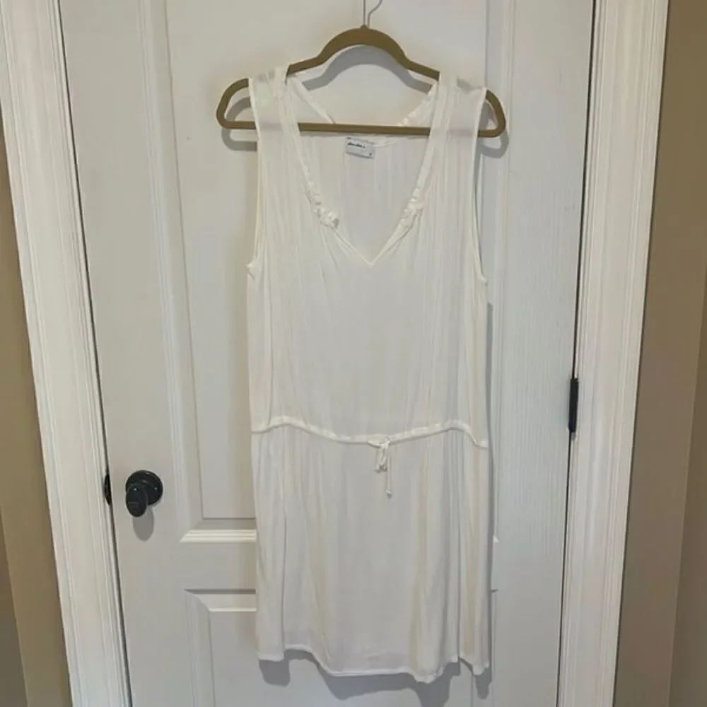 Allen Allen USA White Crepe Coverup Dress with drop waist